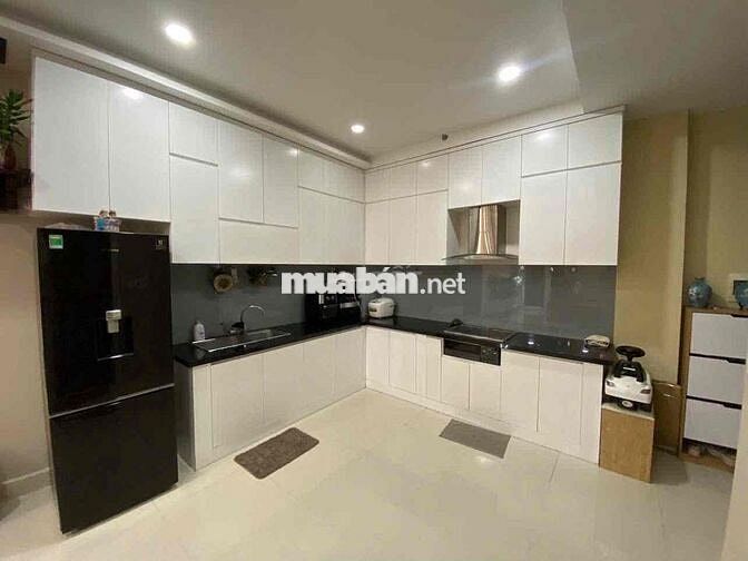The Park Residence Bán căn 73m2. Có Ban Công Giá 3 Tỷ 250 Triệu
