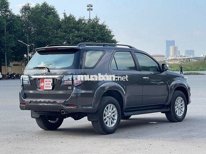 Toyota Fortuner 2012 2.7V xám xi măng đẹp gắt xe