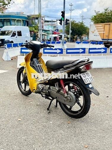 👉sirrius 2011 bso43 chính chủ xe rin mộc chất,máy