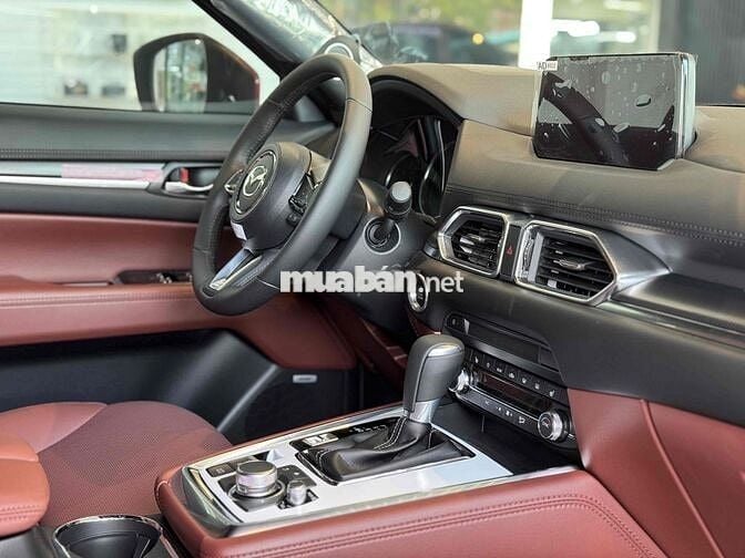 Mazda CX 8 2025 Tặng 01 năm Bảo hiểm+ Giảm tiền