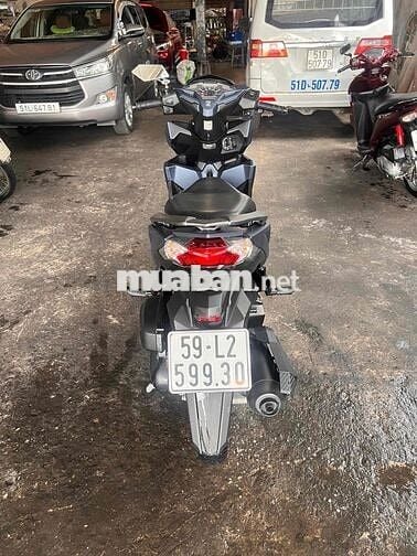 vario 2017 cần bán