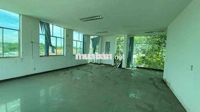 Cho thuê mặt bằng toà nhà Lê Hồng Phong phường Phú Lợi Tp Hồ Chí Minh