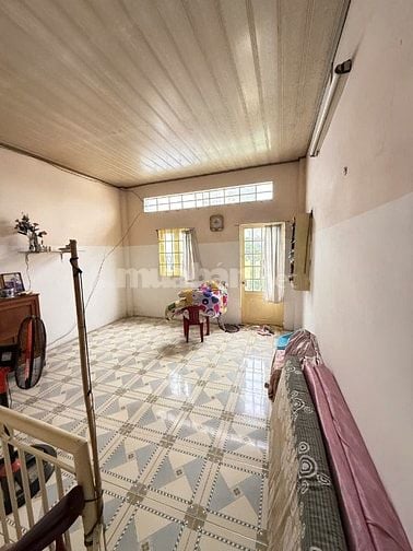Bán nhà 2 tầng, 666/10/2/4 Lê Trọng Tấn, Ngay Cầu Bưng