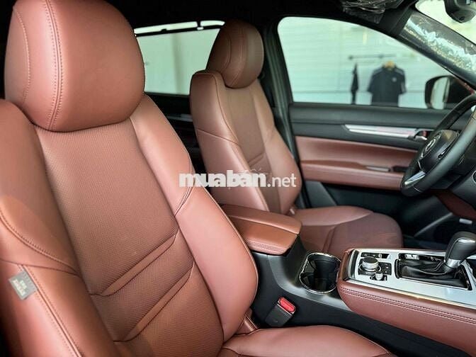 Mazda CX 8 2025 Tặng 01 năm Bảo hiểm+ Giảm tiền