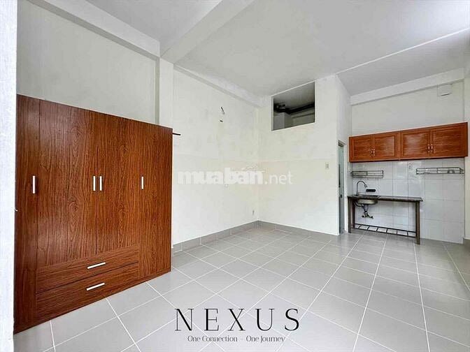 PHÒNG BAN CÔNG 30m2 LOTTE MART NGUYỄN VĂN LƯỢNG, chỉ tính điện nước