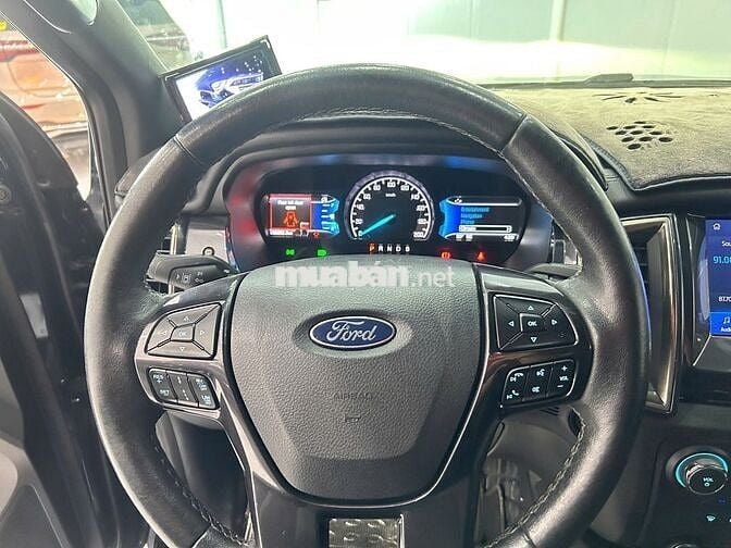 Ford Everest Titanium 2.0L 4x4 2022 1 Chủ Cực Đẹp