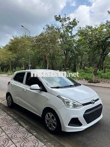 Bán xe huyndai i10 2015