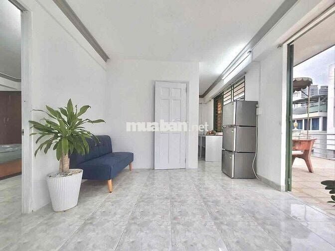 Cho Thuê Căn Hộ 1pn Sân Thượng Tách Bếp Full NT Ở Tô Hiến Thành Q10