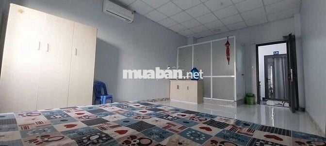 PHÒNG FULL NỘI THẤT GẦN CVPM 1.2KM - CỬA SỔ TRỜI ĐÓN NẮNG
