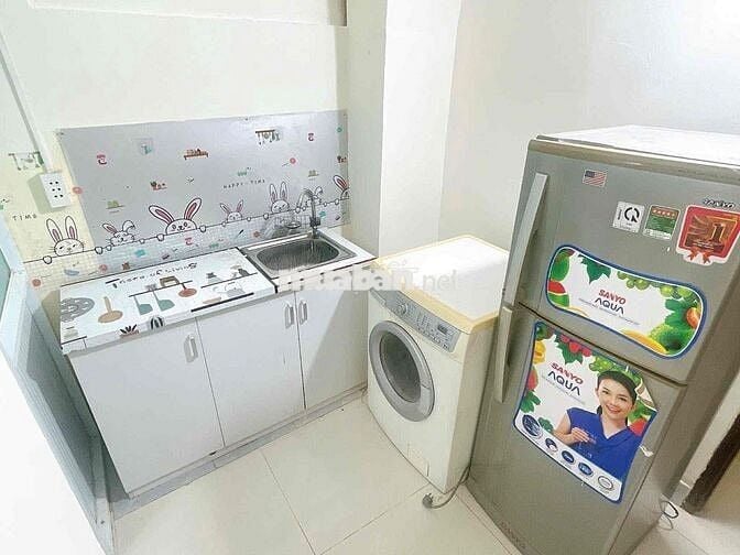 LÊ HỒNG PHONG, P1, QUẬN 10 (cách UEH 1,5km , cách CĐ Kinh tế 550M,