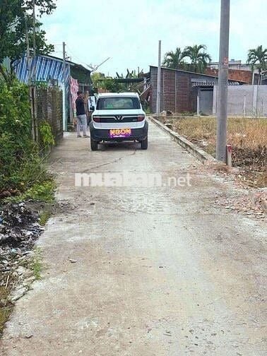 100m2 đất thổ Kdc Mỹ Lộc, Cần Giuộc, chỉ 750tr