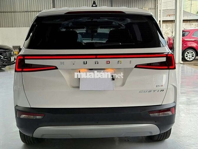 HYUNDAI CUSTIN  1.5TURBO