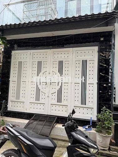 nhà thuê Bùi tư toàn an lạc bình Tân DT 120m giá 11tr