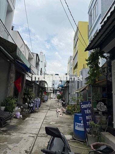 nhà thuê Bùi tư toàn an lạc bình Tân DT 120m giá 11tr
