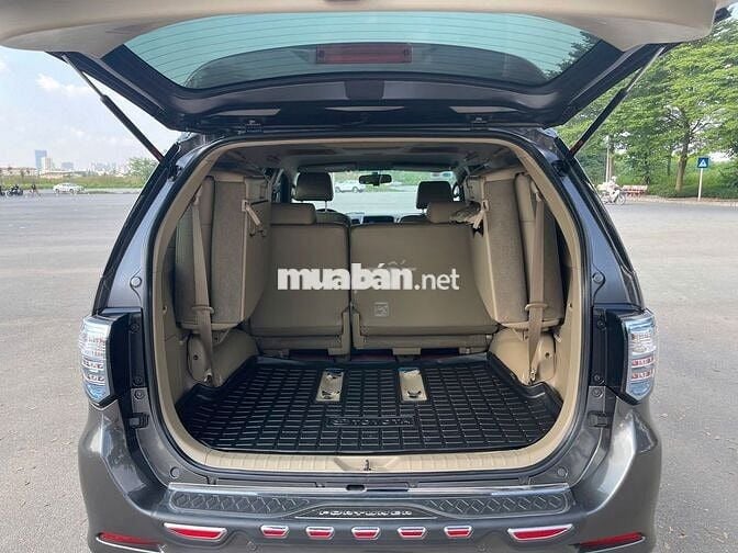 Toyota Fortuner 2012 2.7V xám xi măng đẹp gắt xe