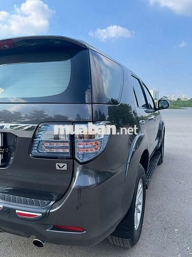 Toyota Fortuner 2012 2.7V xám xi măng đẹp gắt xe