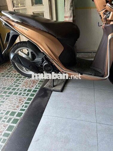 Honda Vision Fi 110 màu vàng nâu đời2017 số TpHCM