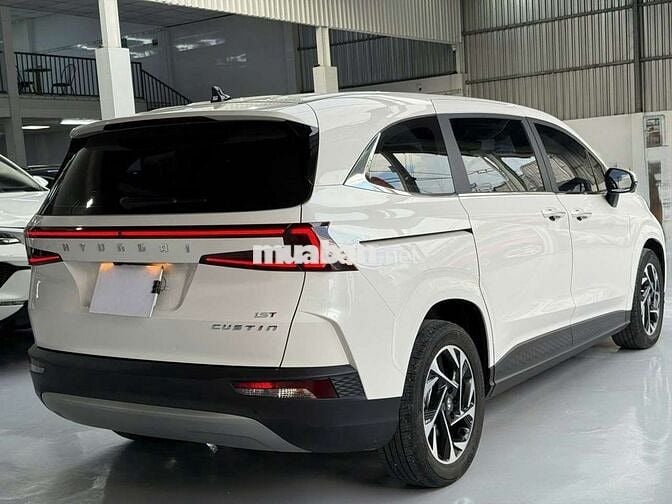 HYUNDAI CUSTIN  1.5TURBO