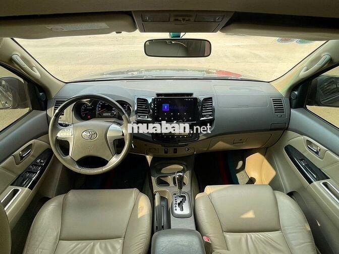 Toyota Fortuner 2012 2.7V xám xi măng đẹp gắt xe