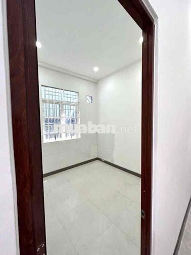 • MẶT TIỀN ĐƯỜNG XE TẢI • NHÀ 2 TẦNG ĐÚC 68M2 (5x14)M• Q THỦ ĐỨC
