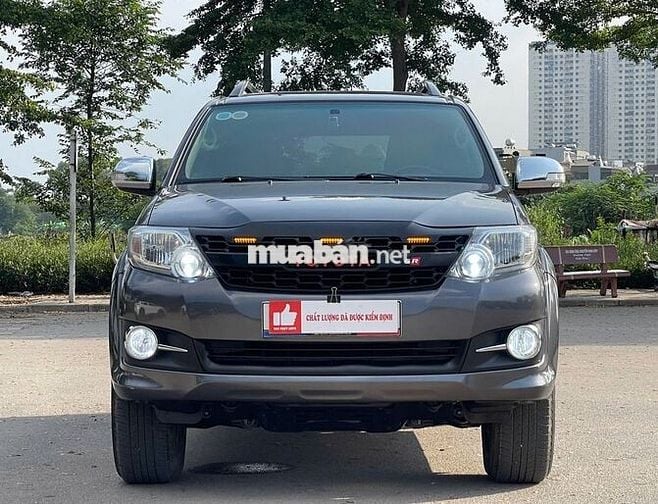 Toyota Fortuner 2012 2.7V xám xi măng đẹp gắt xe