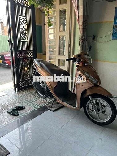 Honda Vision Fi 110 màu vàng nâu đời2017 số TpHCM
