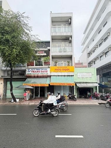 Bán nhà 4 tầng, 923 Hồng Bàng, P. 9, Q. 6, Ngay Bùng Binh Cây Gõ
