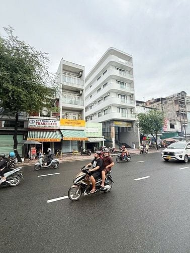 Bán nhà 4 tầng, 923 Hồng Bàng, P. 9, Q. 6, Ngay Bùng Binh Cây Gõ