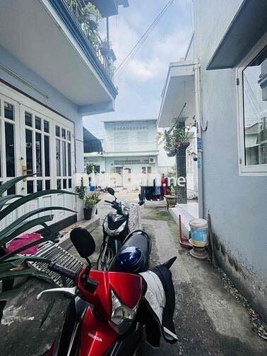 NHÀ 2 TẦNG SHR NGAY CHỢ ĐẦU MỐI NÔNG SẢN HÓC MÔN - DIỆN TÍCH CỰC HIẾM