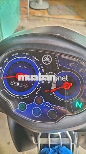 Thíu tiền cần bán