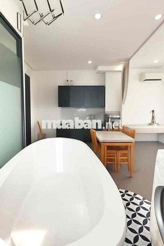Căn Hộ Cửa Sổ Trời Gần Ga T3 Sân Bay Tân Sơn Nhất Trục Etown Cộng Hoà