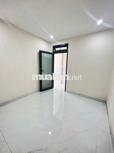 Bán nhà mới NGAY METRO đường số 17, Linh Trung , Giá 4,5Tỷ TL