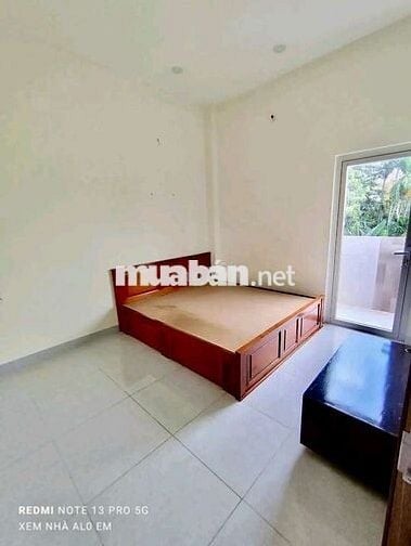 Nhà sạch se,dt80m,1lau,2pn,3wc,hẽm xe hơi đậu thoải mái