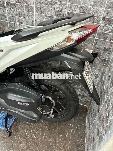Vario mẫu cũ đklđ 04/2018, dựng nhà ít chạy