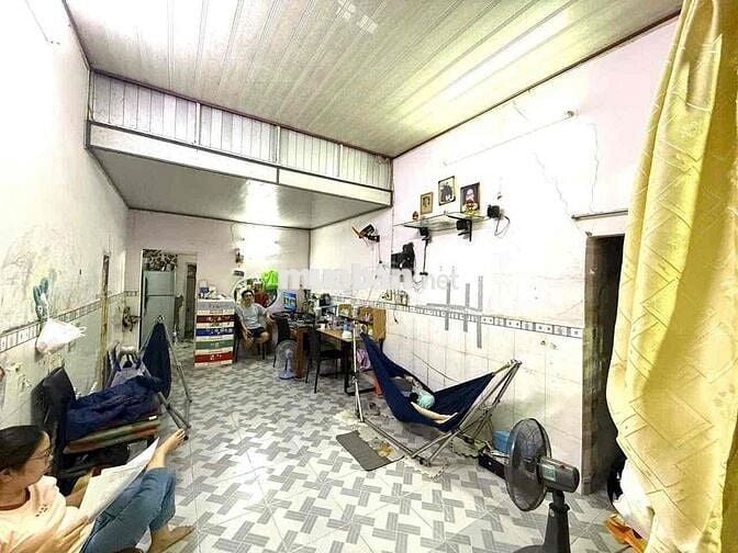 Bán Nhà Cấp 4. dt 55m2. ko lộ giới. ngay Lotte Nguyễn Văn Lượng. chỉ 3