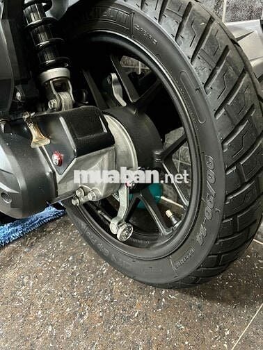 Vario mẫu cũ đklđ 04/2018, dựng nhà ít chạy