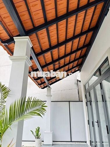 Bán nhà mới xây, 309m², hẻm ô tô, 4 phòng ngủ, Nguyễn Văn Cừ, TDM