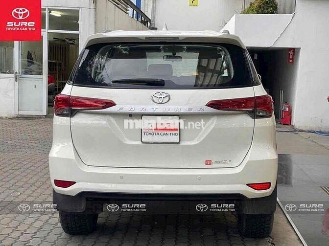 Toyota Fortuner 2020 2.4MT 4x2 MT  - 51000 km