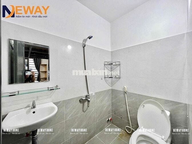 Cho Thuê Duplex Cao Cấp Đầy Đủ Nội Thất Đi Bộ Qua Đại Học Công Thương