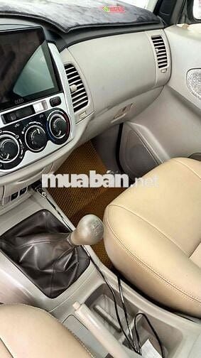 Toyota Vios 2014 E MT - 100000 km