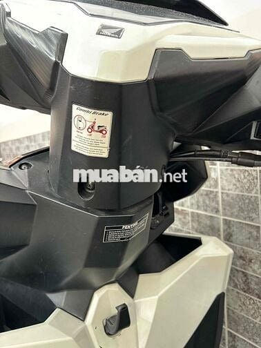 Vario mẫu cũ đklđ 04/2018, dựng nhà ít chạy