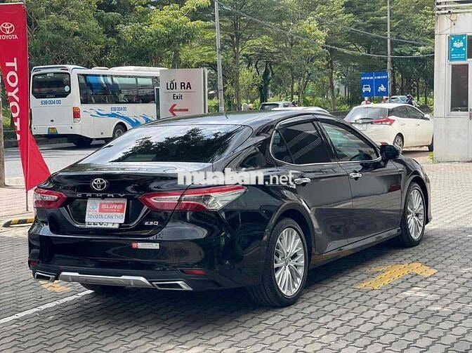 Toyota Camry 2019 2.5Q - bảo hành Toyota