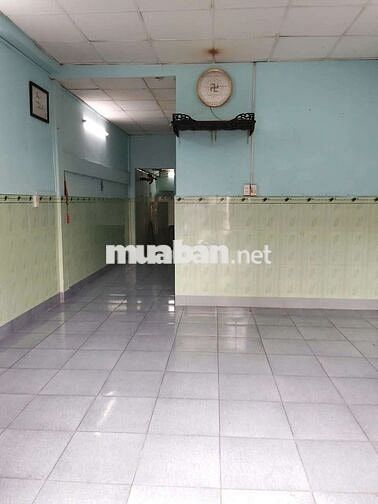 Nhà thuê nguyên căn (13 triệu)
Phường 5 Quận 8 
👉Diện tích: 4m x 15m