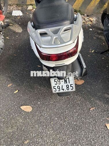 cần bán xe do nhà có người bị bệnh cần tiền chữa