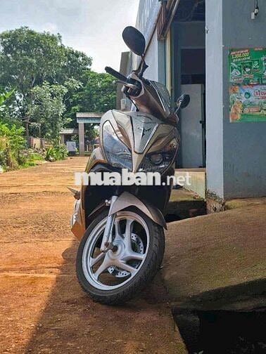 Xe tay ga Honda Air Blade 2013 màu vàng đồng