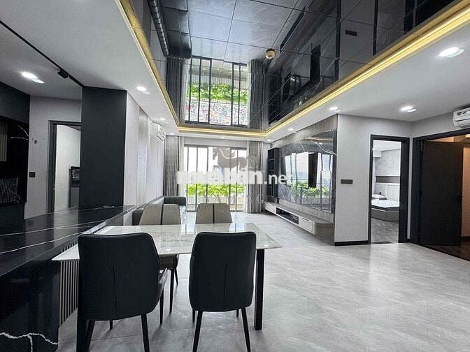 Căn Hộ Ba Phòng Ngủ Đẹp Nhất Trục Bến Vân Đồn