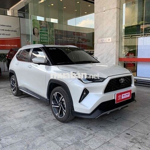 Toyota Corolla Cross xăng 2024 1.8 V ( 9000km)