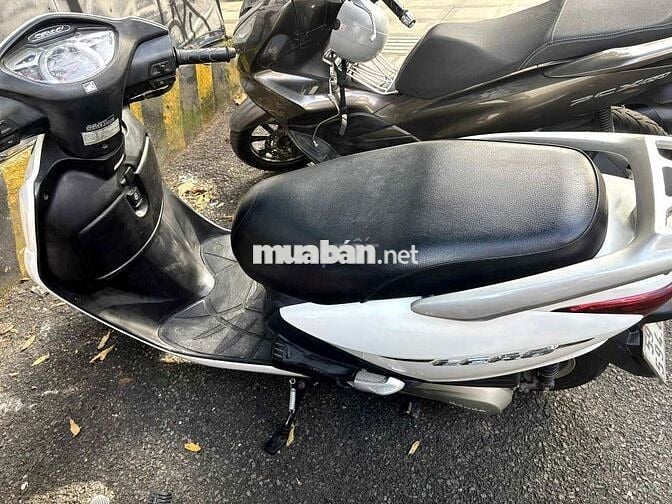 Xe lead 2010 trắng mới 95%