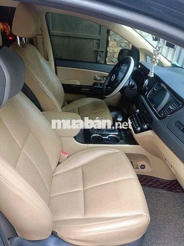 Kia Sedona 2021 odo- 28.000k 1 đời chủ bao đâm đụn