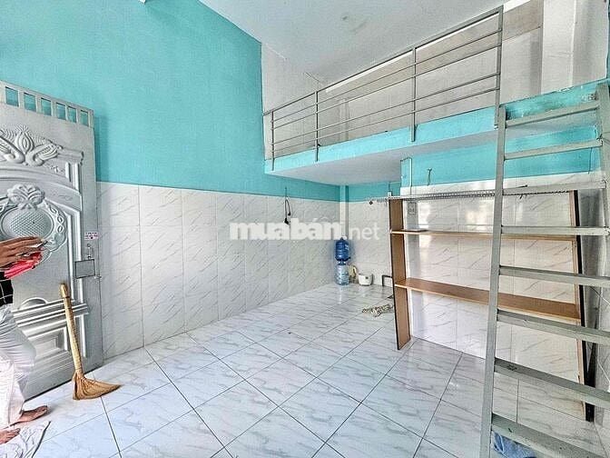 CHO THUÊ PHÒNG ĐẦY ĐỦ TIỆN NGHI - GÁC CAO - RỘNG THOÁNG NGAY TRUNG TÂM